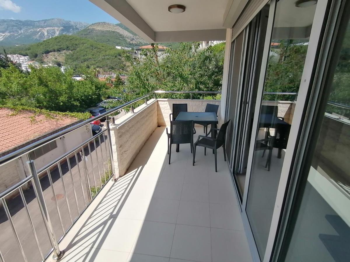 Apartman Sara Pržno Dış mekan fotoğraf